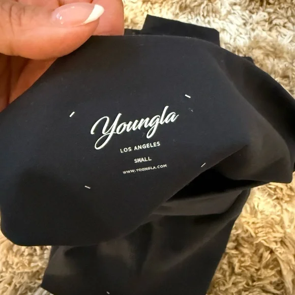 YoungLA leggings Black Small with pockets - Picture 4 of 4
